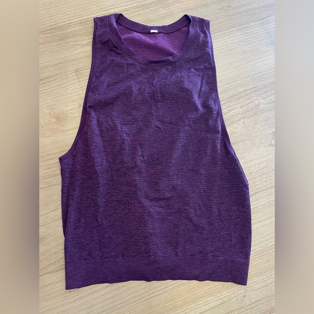 Lululemon muscle tank